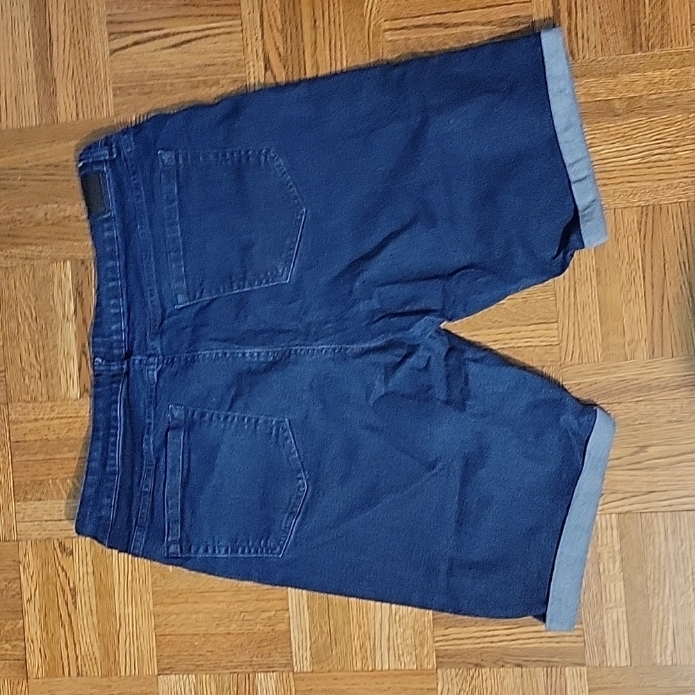 Jones NY Dark Denim Bermuda shorts - Picture 3 of 3
